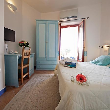 Bue Marino Hotel & Roof Lounge Cala Gonone Εξωτερικό φωτογραφία