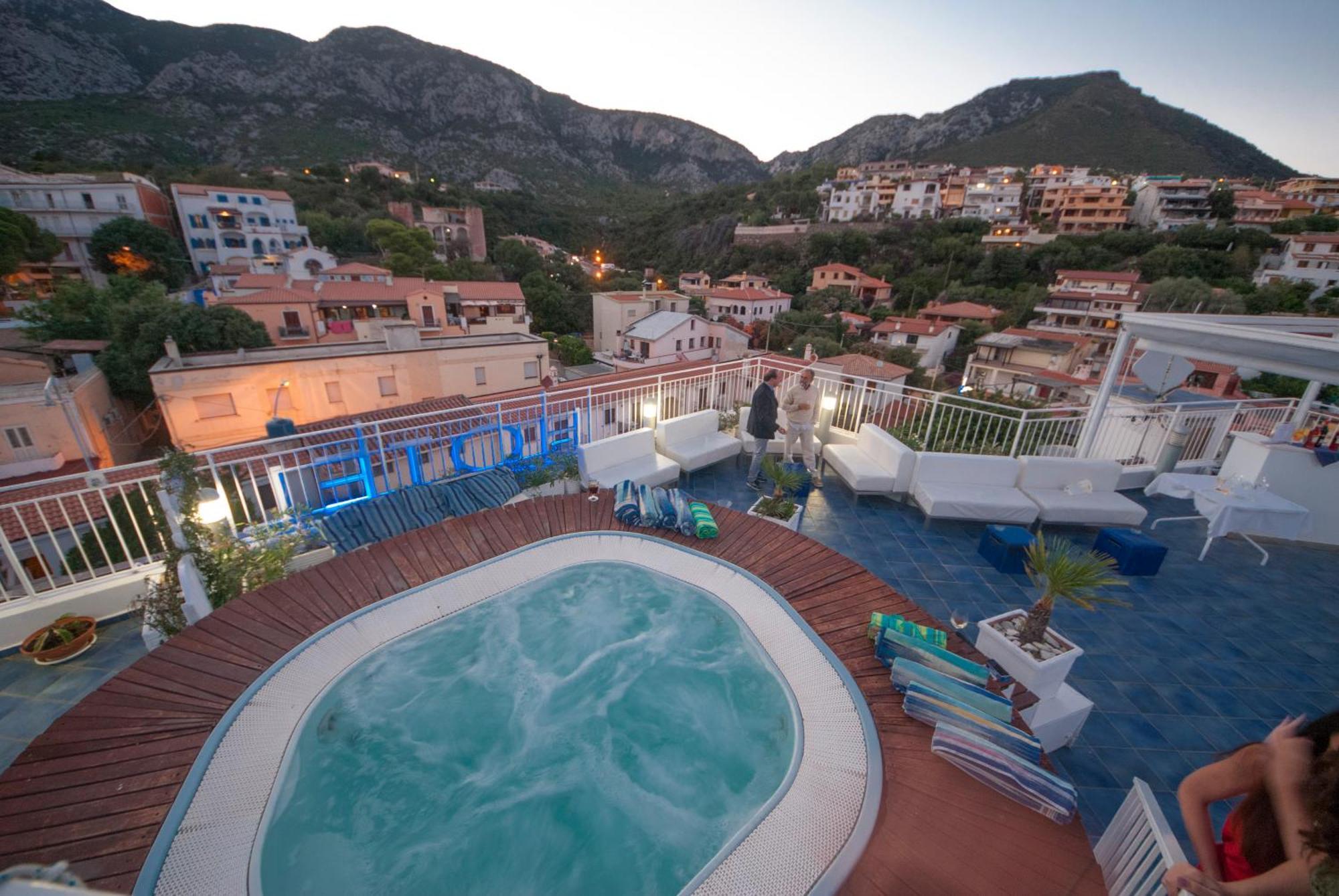 Bue Marino Hotel & Roof Lounge Cala Gonone Εξωτερικό φωτογραφία