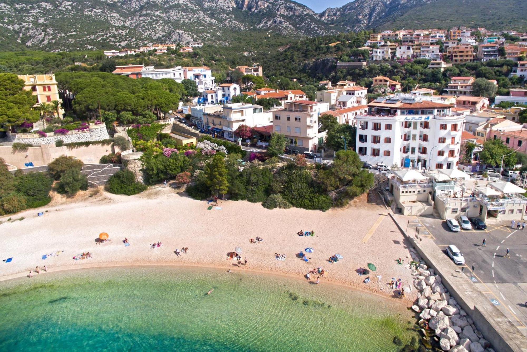 Bue Marino Hotel & Roof Lounge Cala Gonone Εξωτερικό φωτογραφία