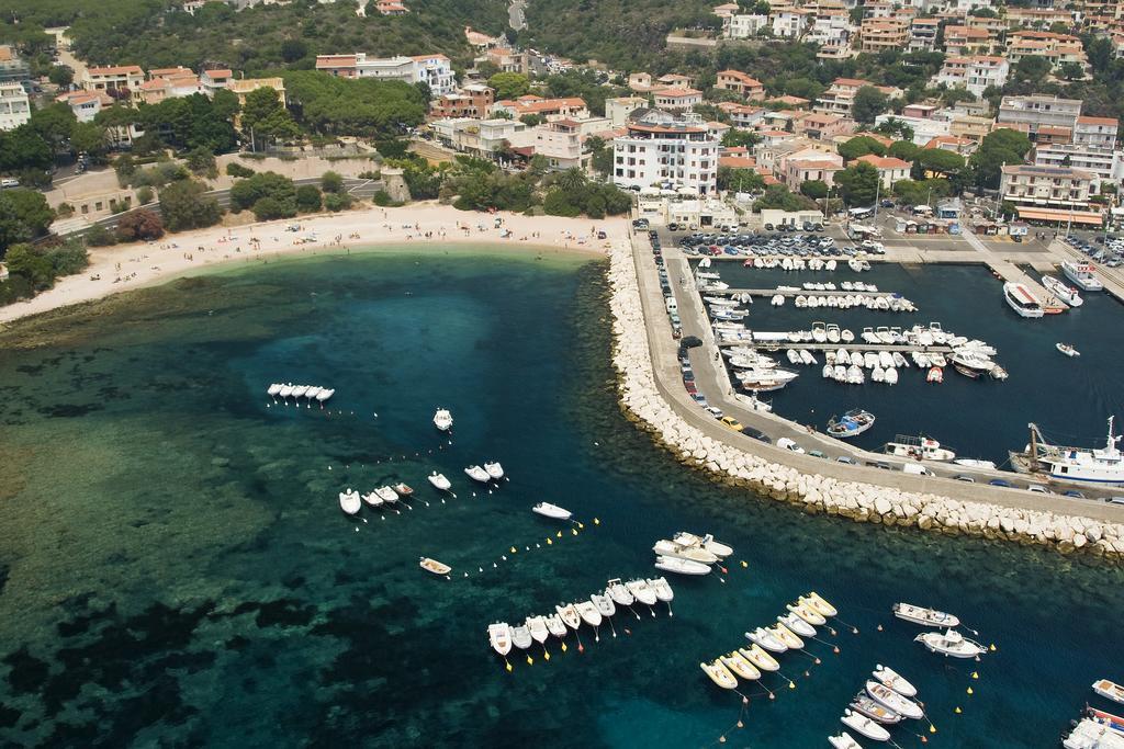 Bue Marino Hotel & Roof Lounge Cala Gonone Εξωτερικό φωτογραφία
