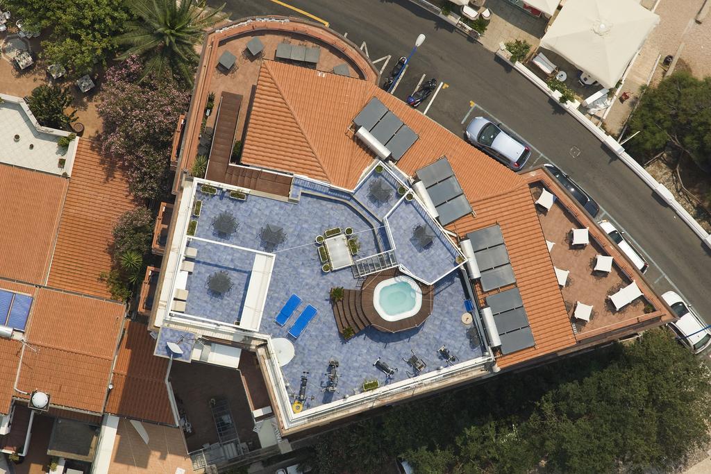 Bue Marino Hotel & Roof Lounge Cala Gonone Εξωτερικό φωτογραφία